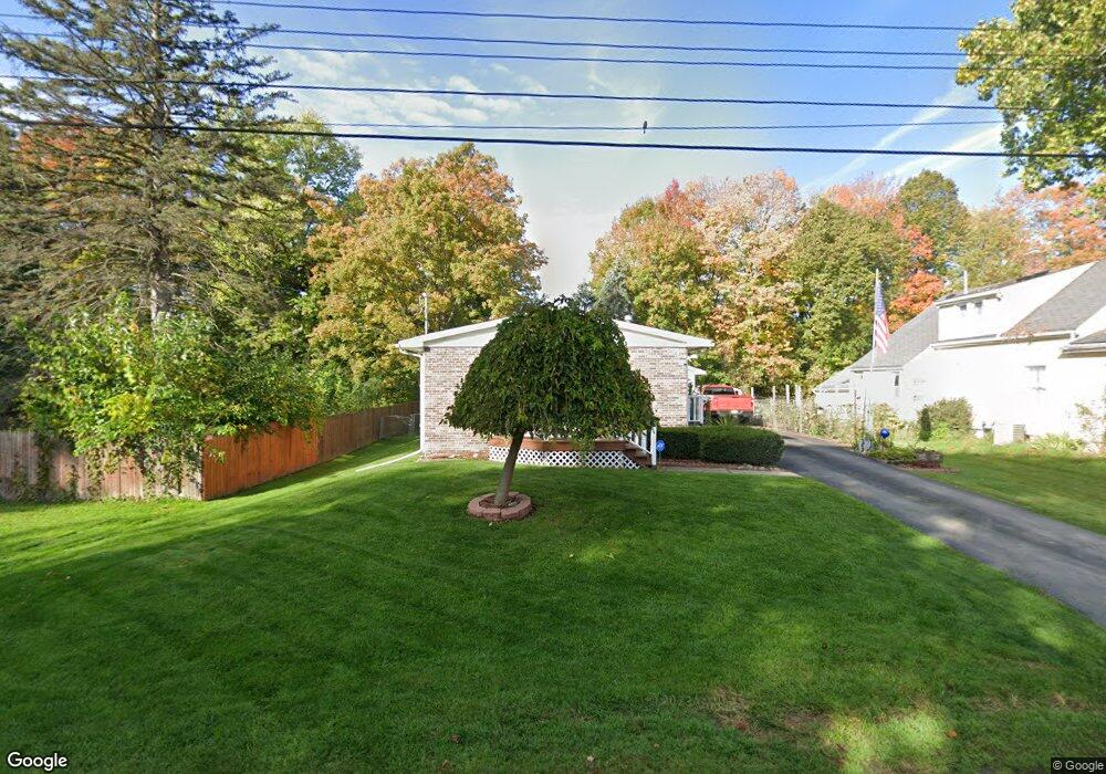 6018 Selfridge Blvd, Lansing, MI 48911 - photo 1