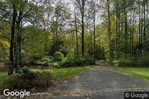 6 Devonald Dr, Asbury, NJ 08802