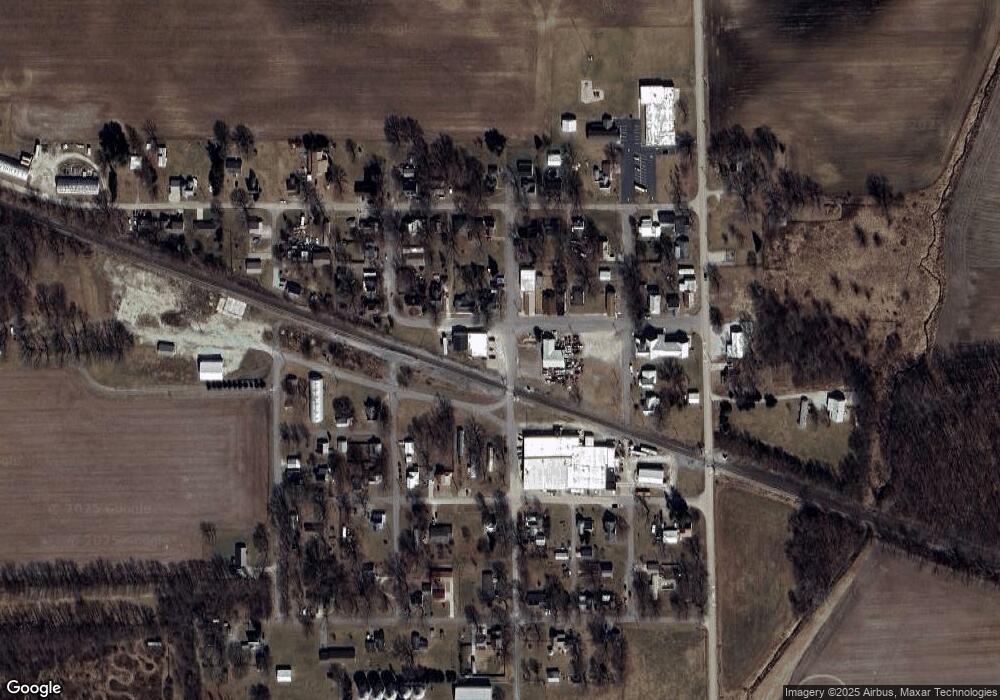 102 E Center St, Burket, IN 46508 - photo 1