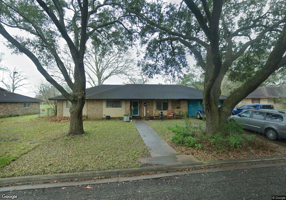 1708 Jones St, Alvin, TX 77511 - photo 1