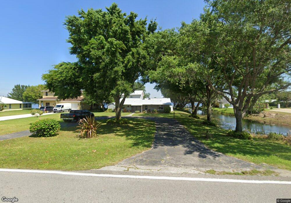 939 Lake Dr E, Lake Placid, FL 33852 - photo 1