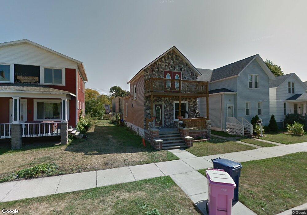 214 Adams St, Bay City, MI 48708 - photo 1