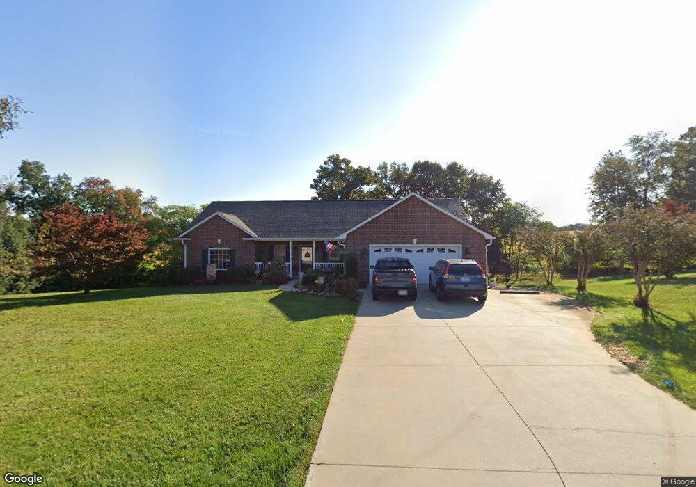 172 Stone Creek Dr, Statesville, NC 28625 - photo 1