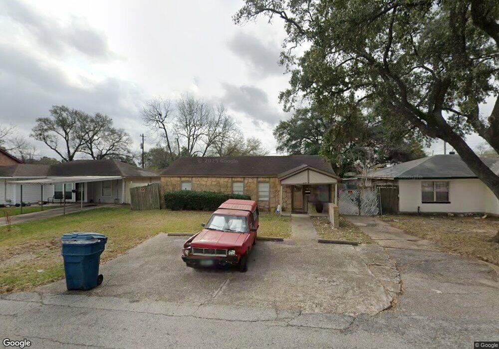 13406 Halifax St, Houston, TX 77015 - photo 1