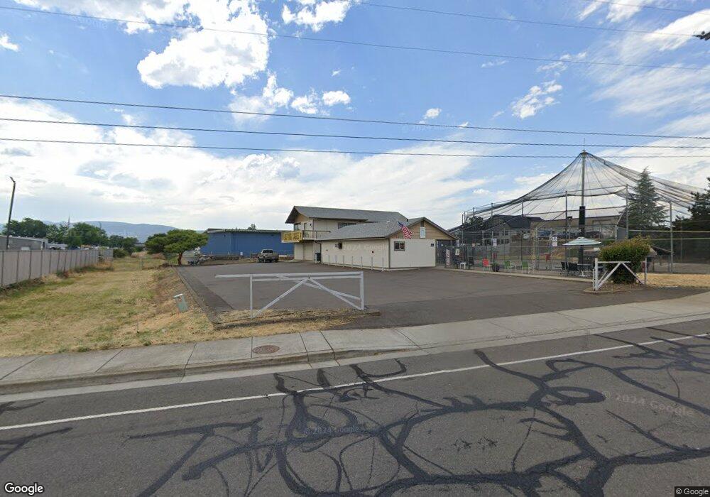 2677 Bullock Rd, Medford, OR 97504 - photo 1