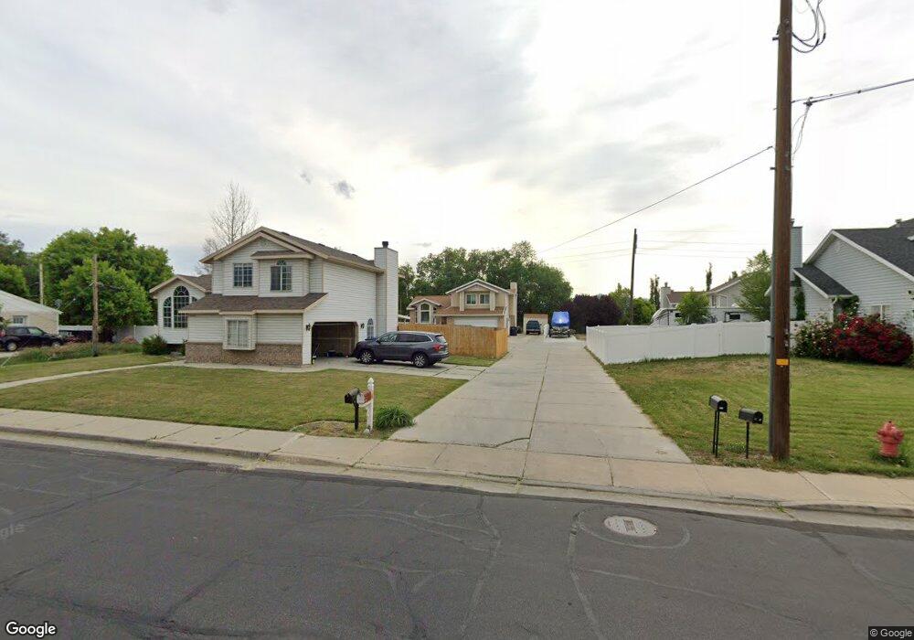 8496 S 300 E, Sandy, UT 84070 - photo 1