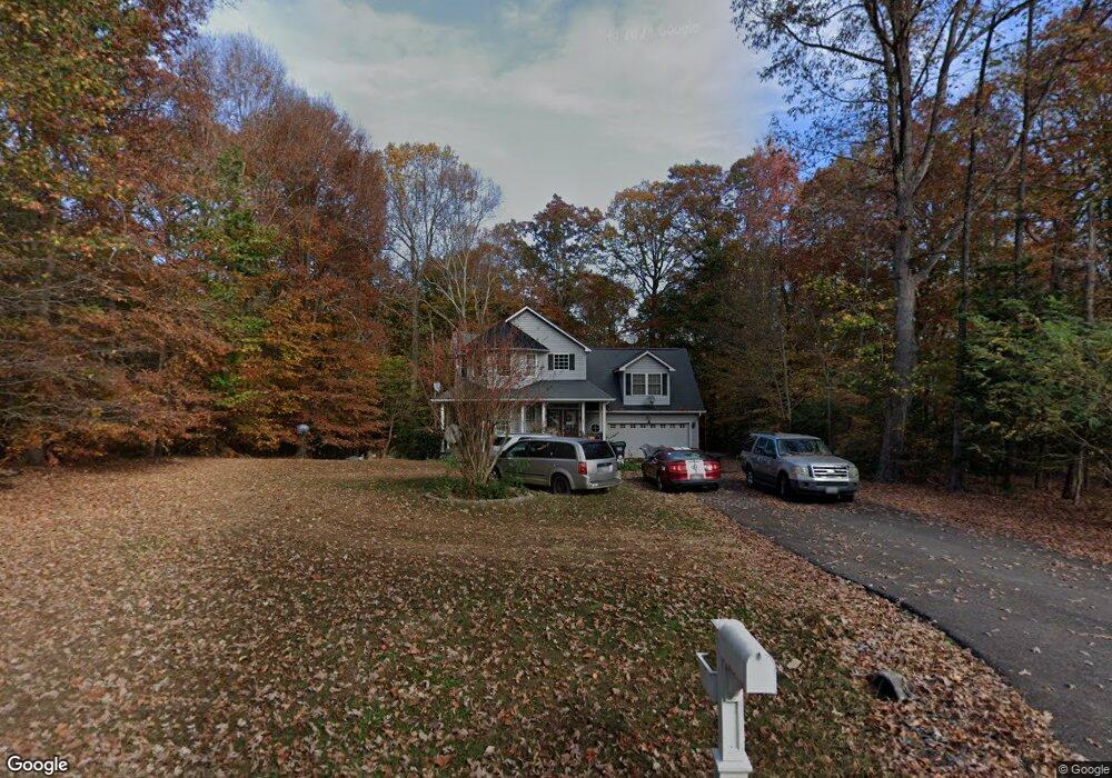 107 Queens Way, Montross, VA 22520 - photo 1