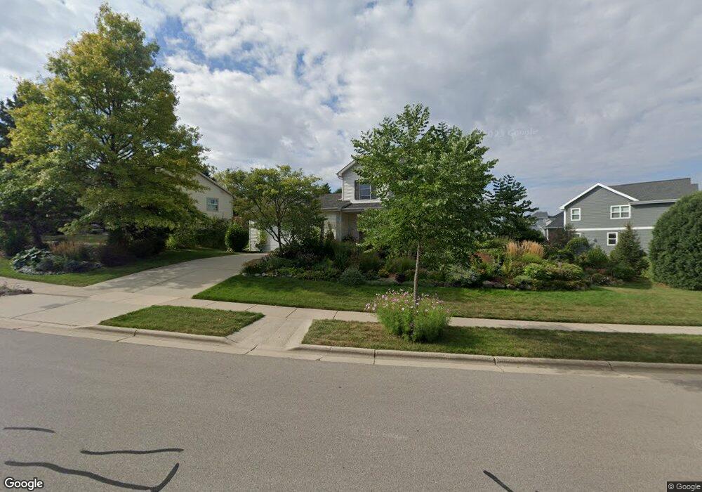 399 Oakwood Dr, Oregon, WI 53575 - photo 1