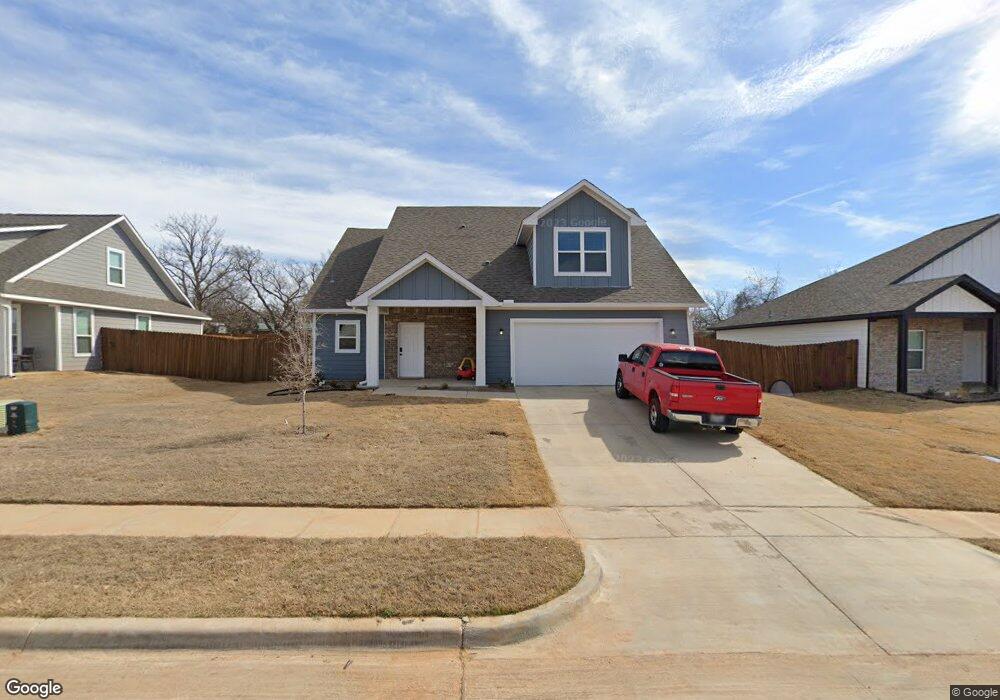 700 Porcupine Dr, Springtown, TX 76082 - photo 1