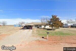 719 Missouri St, Geronimo, OK 73543