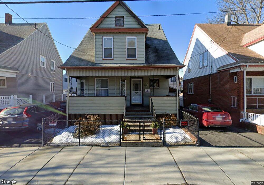 24 Myrtle St, Everett, MA 02149 - photo 1