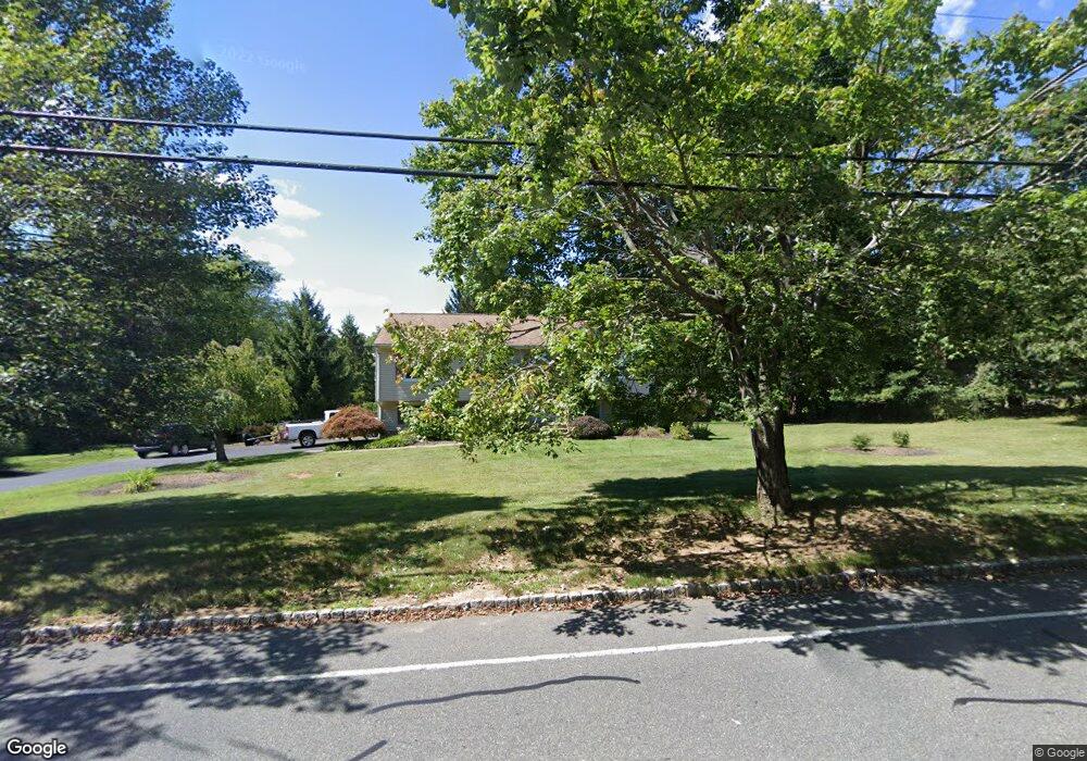 153 Combs Hollow Rd, Randolph, NJ 07869 - photo 1