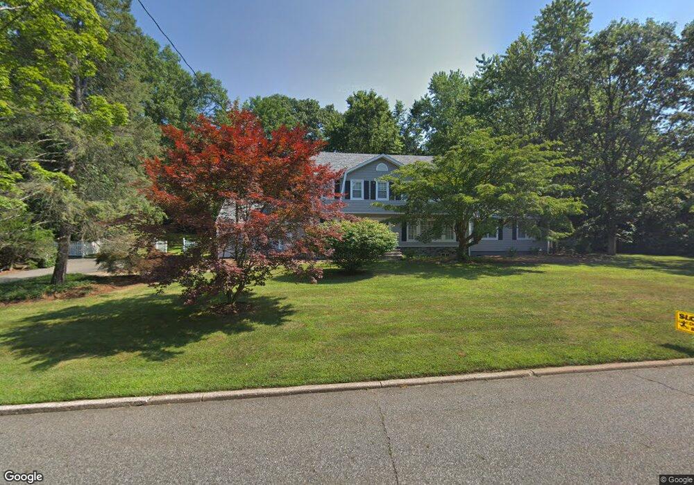 27 Winding Way, Upper Saddle River, NJ 07458 - photo 1