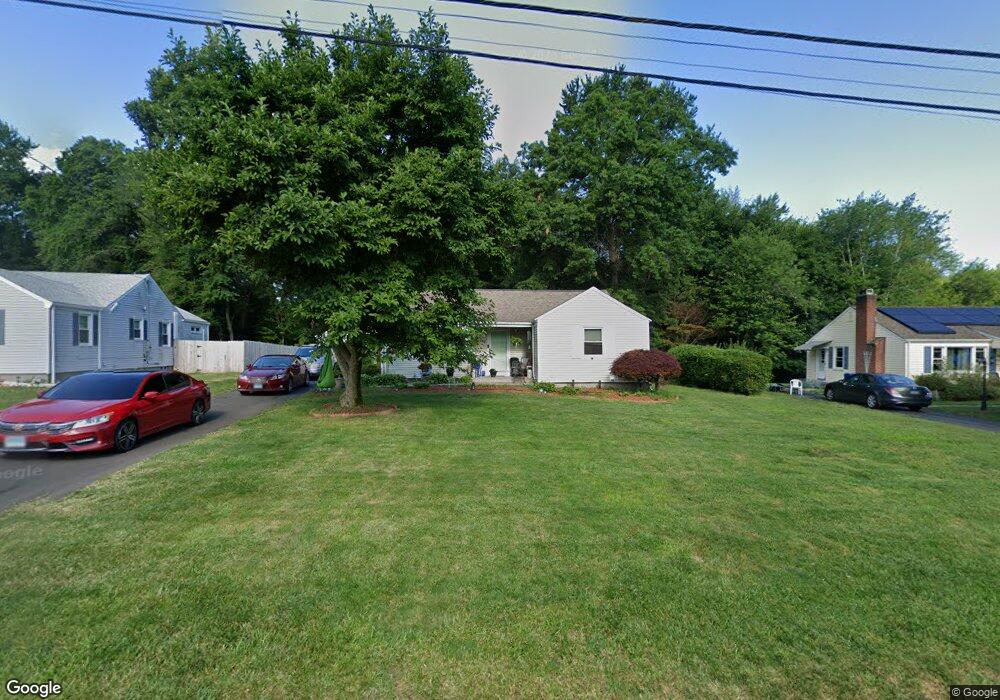 1343 Crest Dr, Windsor, CT 06095 - photo 1