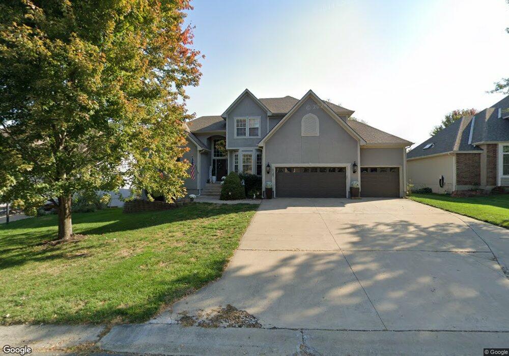 5107 SW Pelican Point, Lees Summit, MO 64082 - photo 1