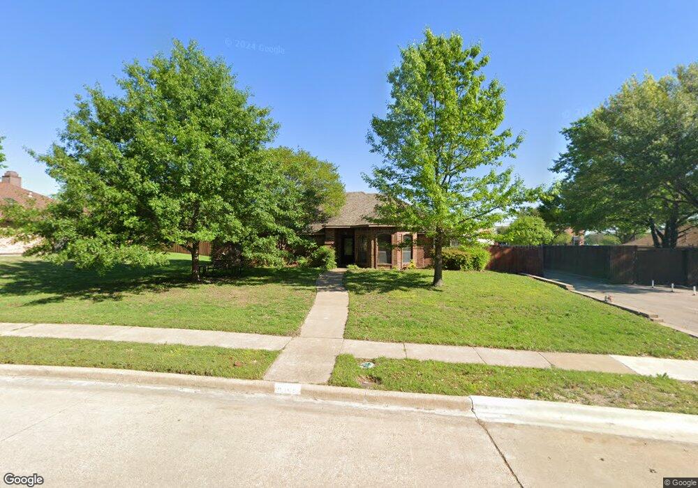 407 Oak Glen Dr, Murphy, TX 75094 - photo 1