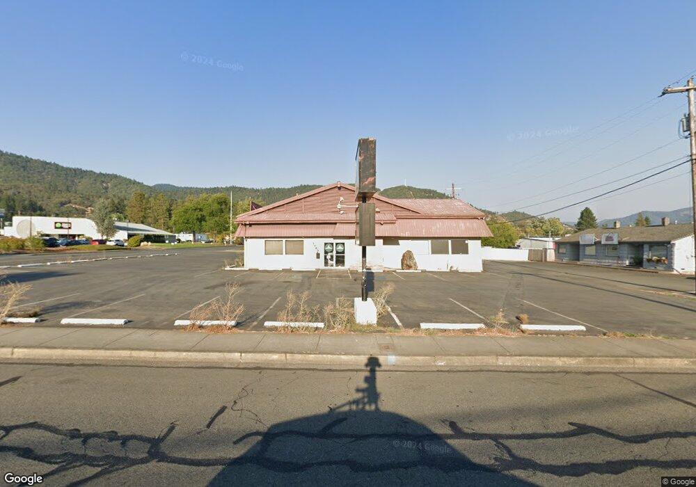 1465 NE 6th St, Grants Pass, OR 97526 - photo 1