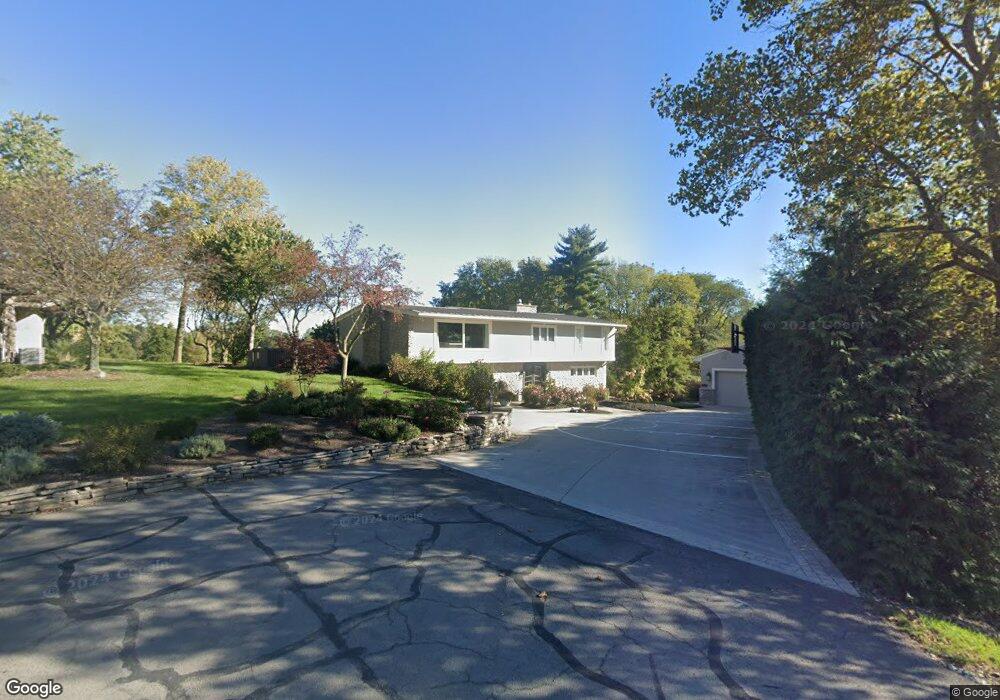 1631 Springhill Dr, Lima, OH 45805 - photo 1