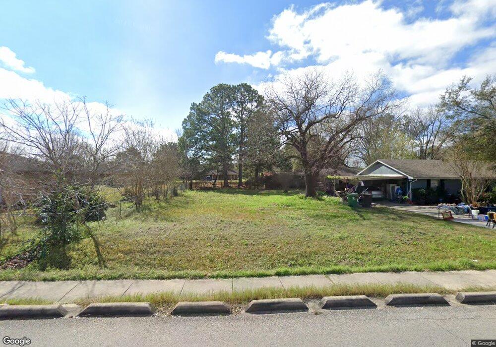 2917 Ellington St, Houston, TX 77088 - photo 1