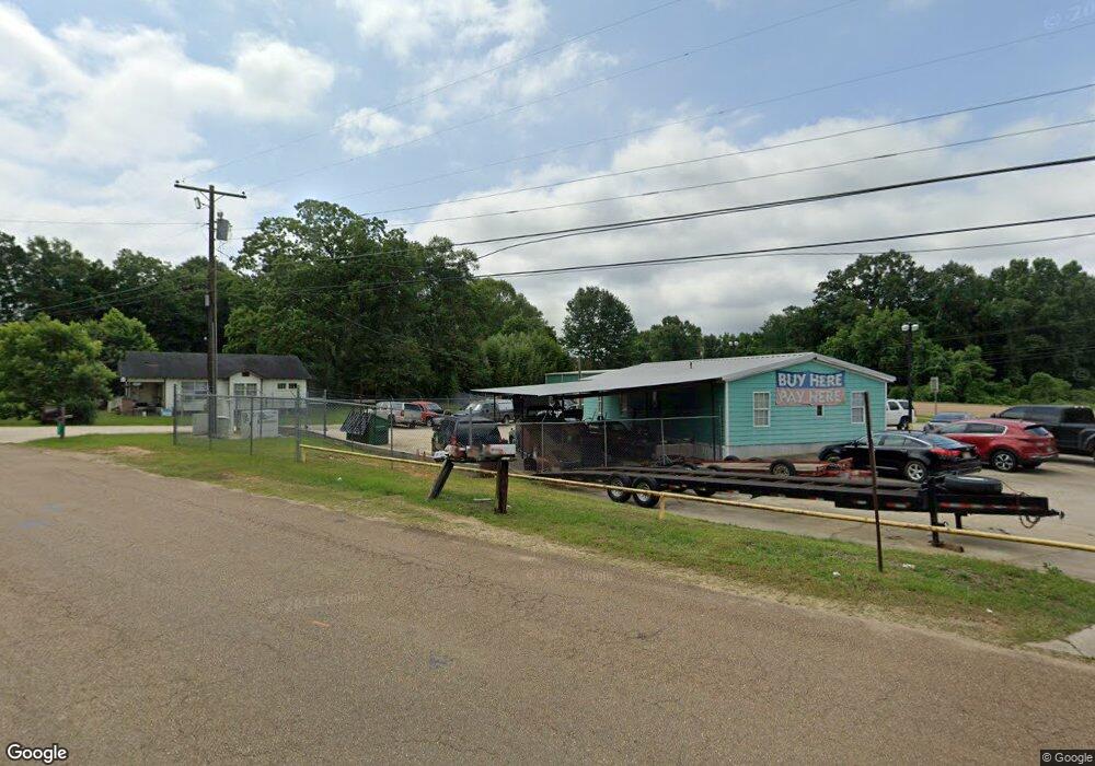 1008 McComb Holmesville Rd, McComb, MS 39648 - photo 1