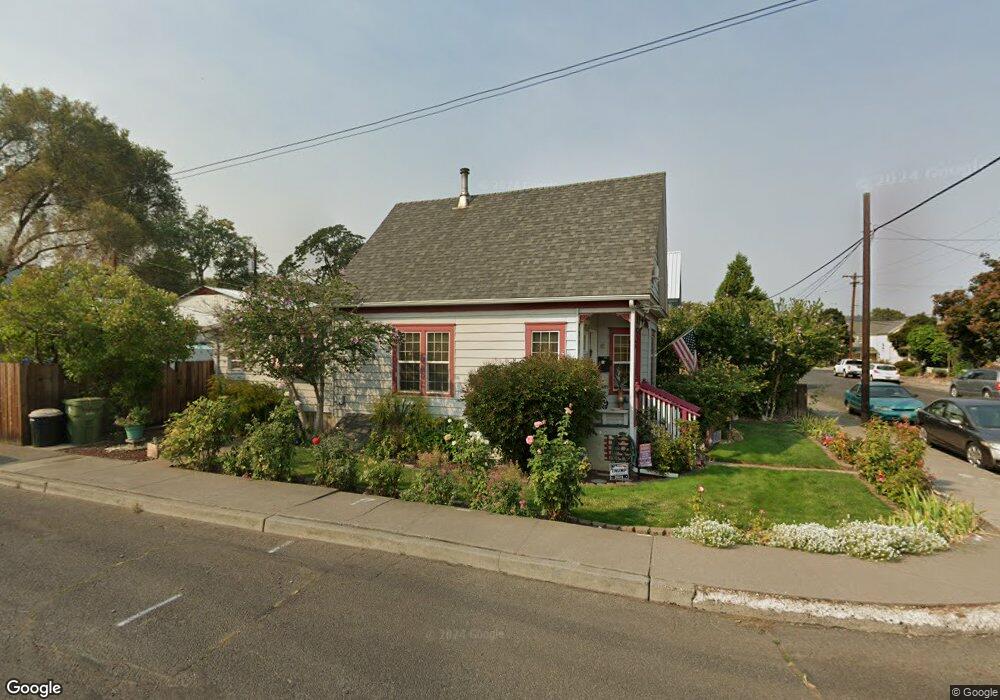 1118 E 9th St, the Dalles, OR 97058 - photo 1