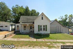 410 Kentucky St, Louisiana, MO 63353