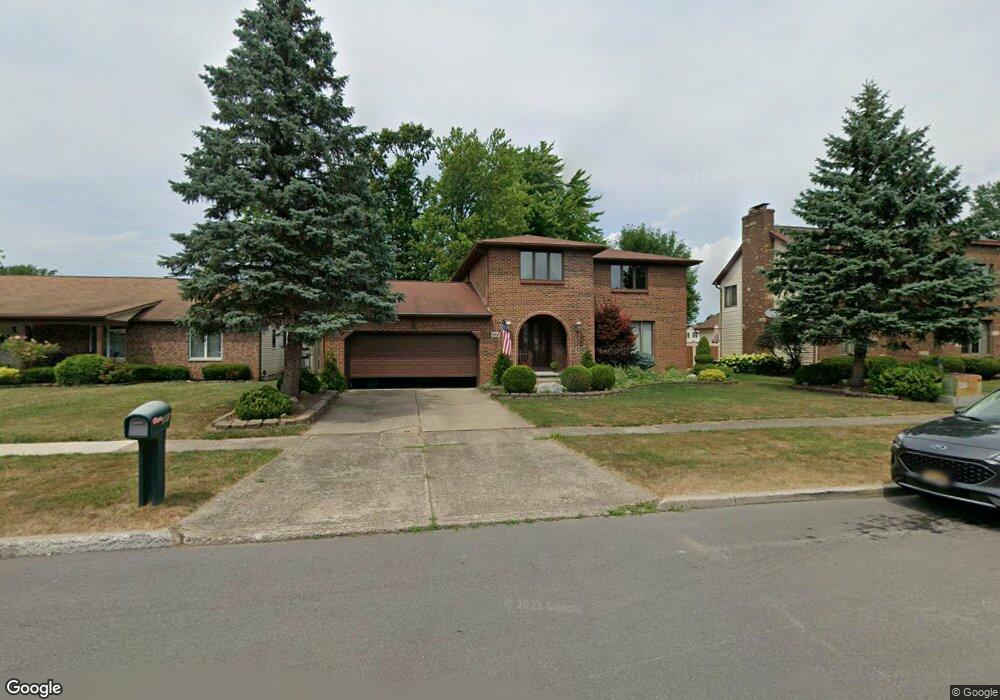 240 Selkirk Dr, North Tonawanda, NY 14120 - photo 1