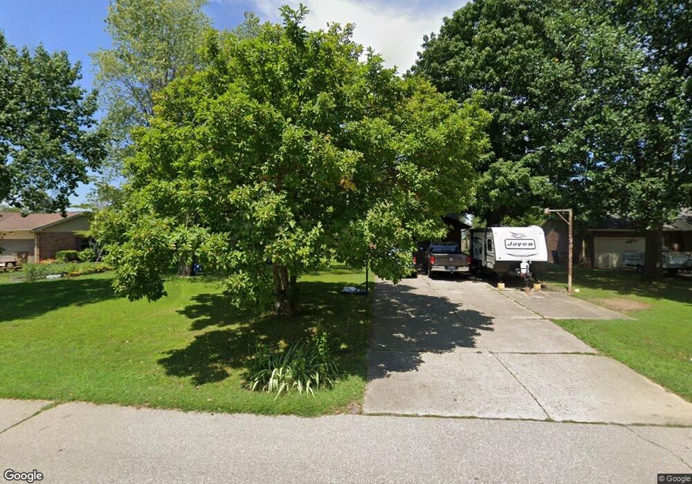 2130 Doctors Park Dr, Columbus, IN 47203 - photo 1