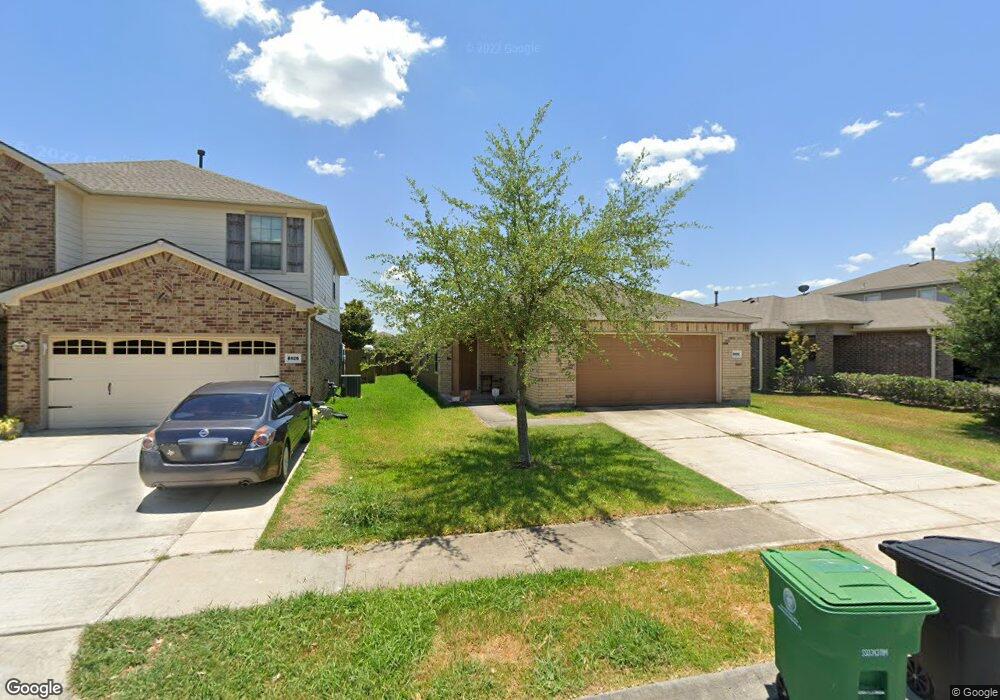 8922 Spurflower Path Ln, Houston, TX 77075 - photo 1