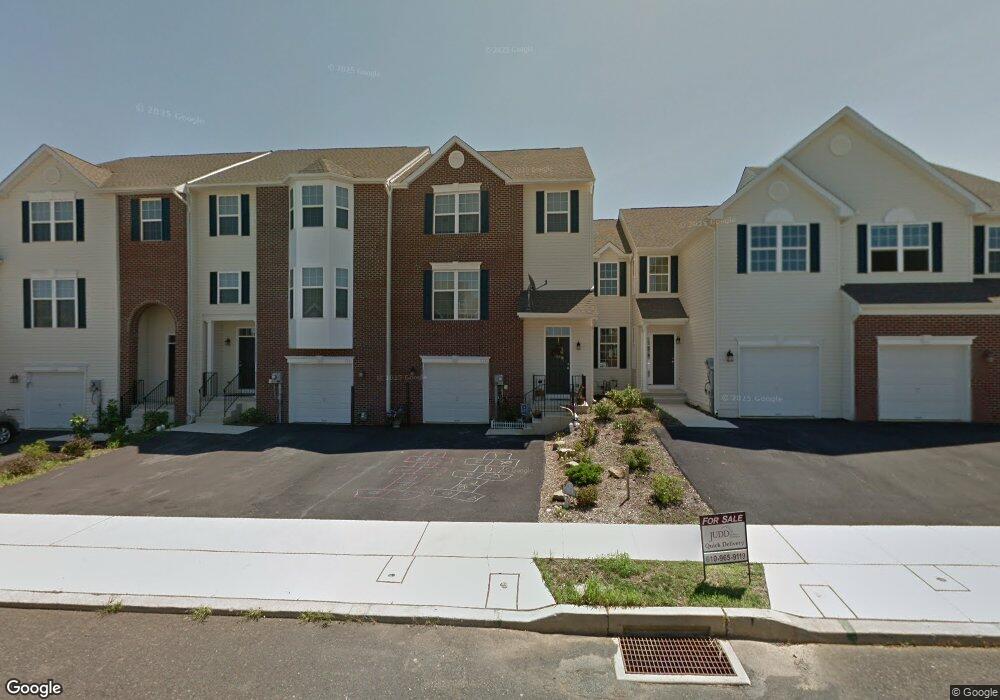 5244 Spring Ridge Dr E, Macungie, PA 18062 - photo 1