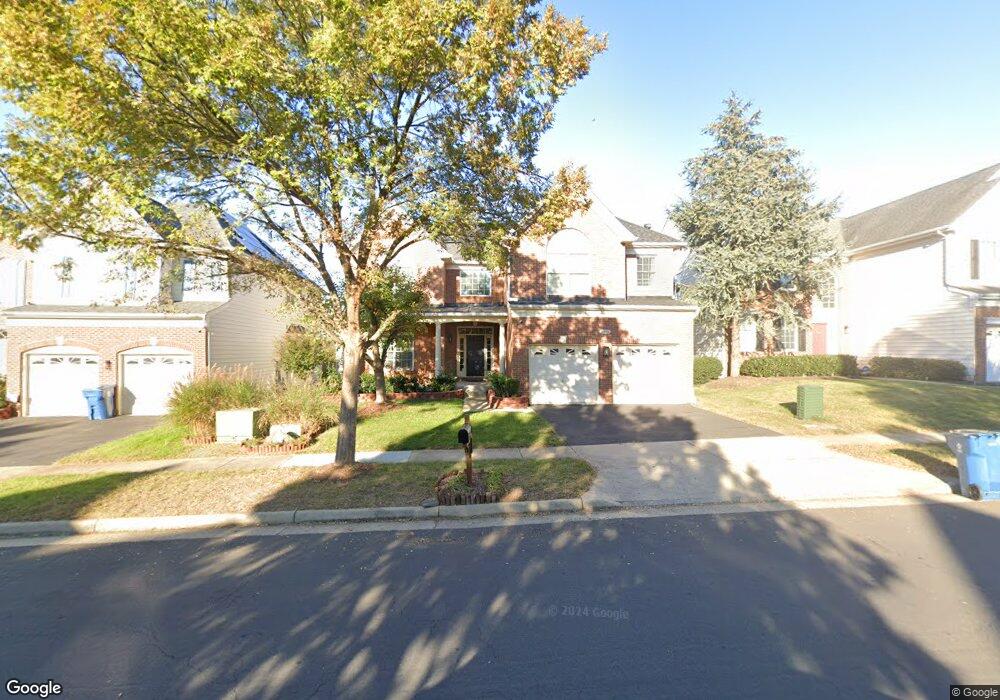 25786 Donegal Dr, Chantilly, VA 20152 - photo 1