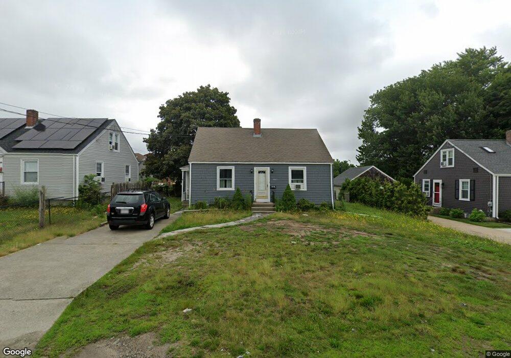 358 Read St, Somerset, MA 02726 - photo 1