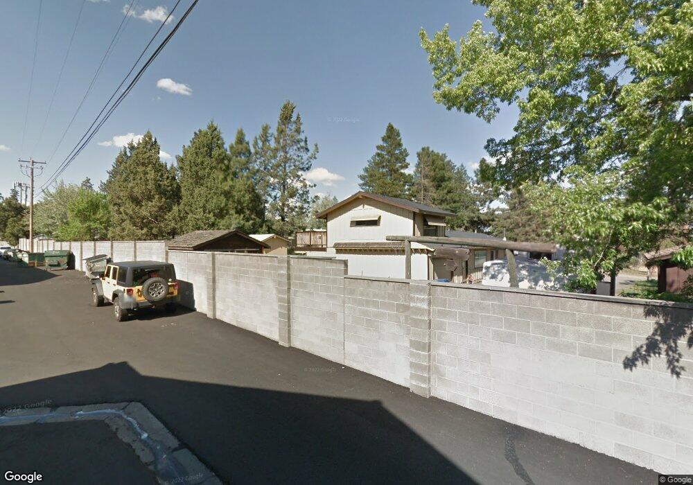 61147 Hamilton Ln, Bend, OR 97702 - photo 1