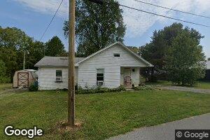 233 Grove St, Clay, KY 42404