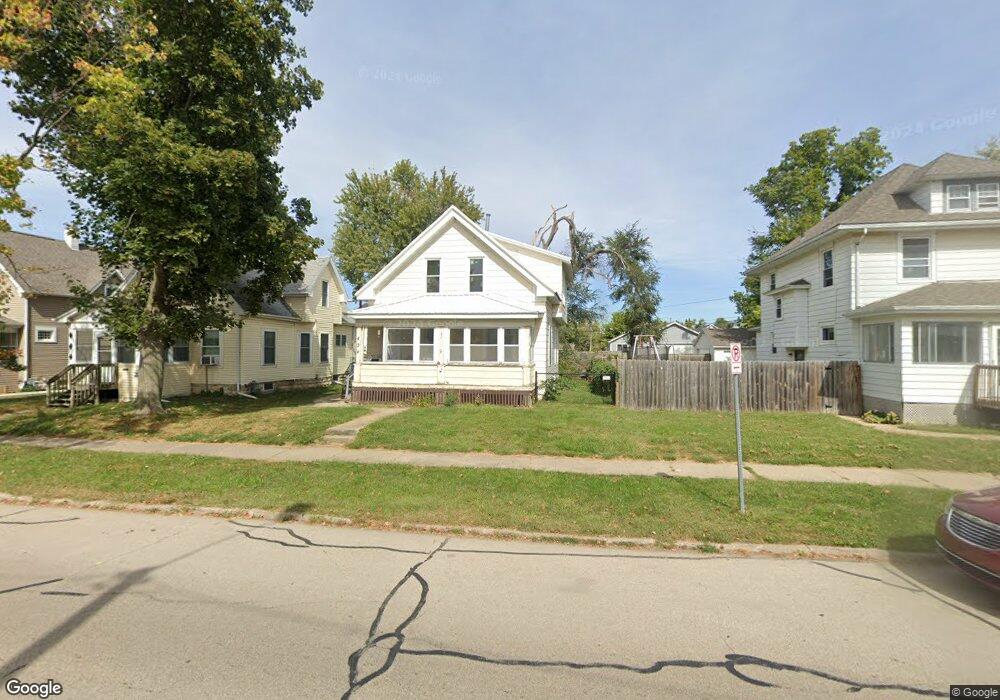 432 8th Ave SW, Cedar Rapids, IA 52404 - photo 1