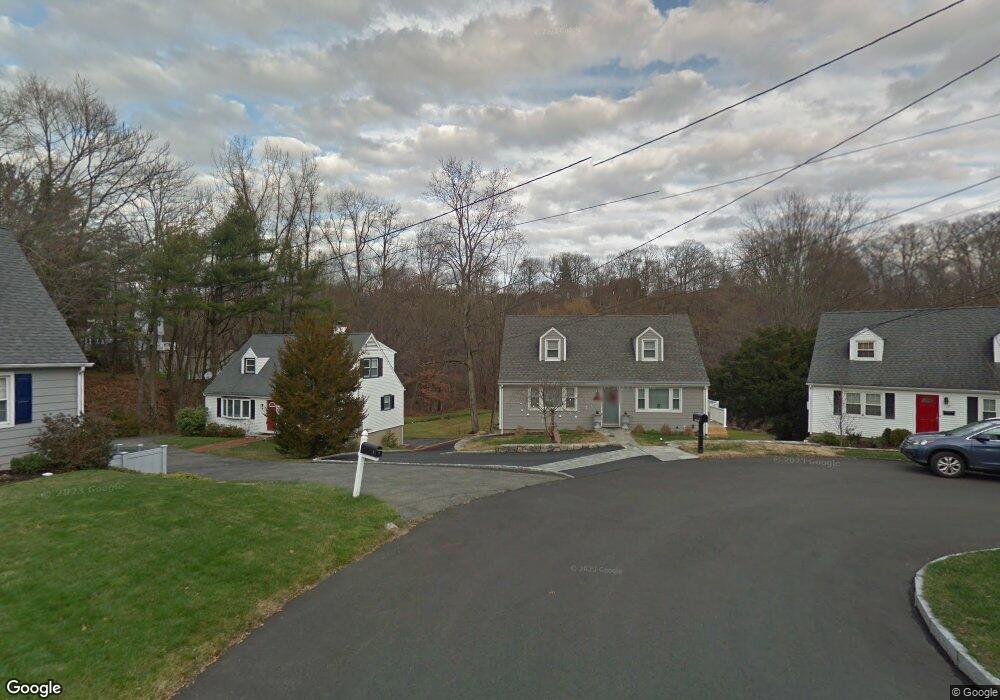 11 Muriel Place, Greenwich, CT 06831 - photo 1