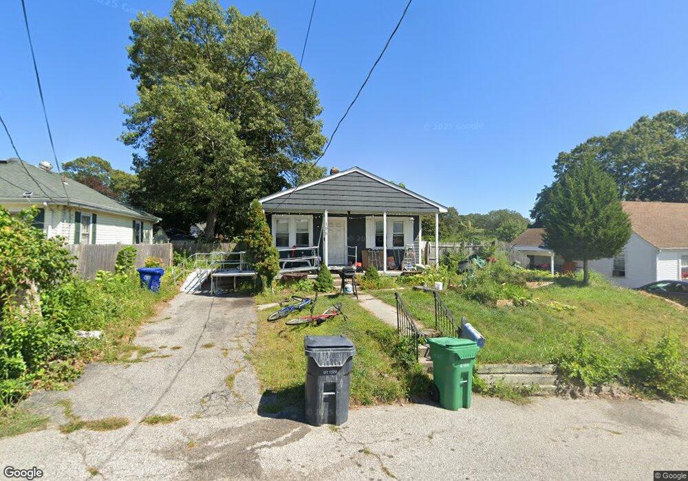 198 Wingate Ave, Warwick, RI 02888 - photo 1