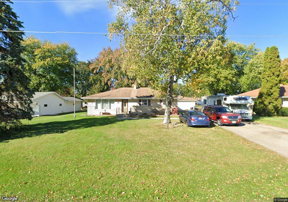 n 163 Main St, Appleton, WI 54915 - photo 1