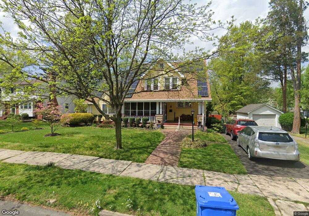 404 8th St, Riverton, NJ 08077 - photo 1