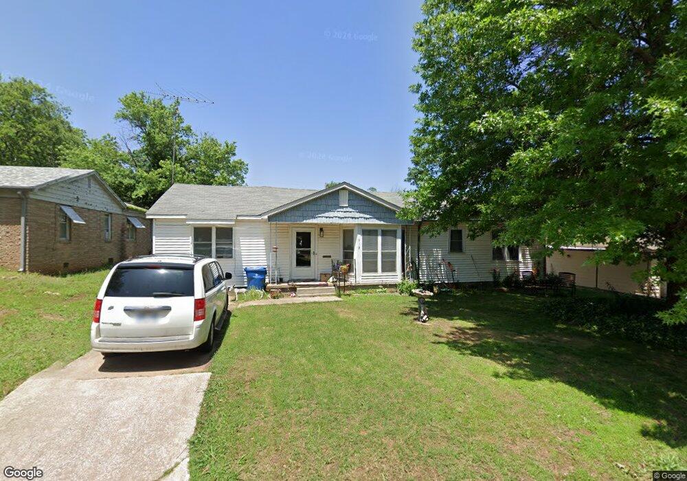 918 E 4th St, Cushing, OK 74023 - photo 1