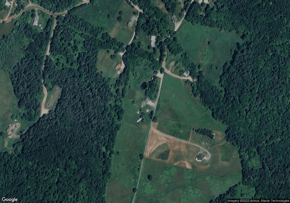 836 Whipple Hill Dr, Lyndonville, VT 05851 - photo 1