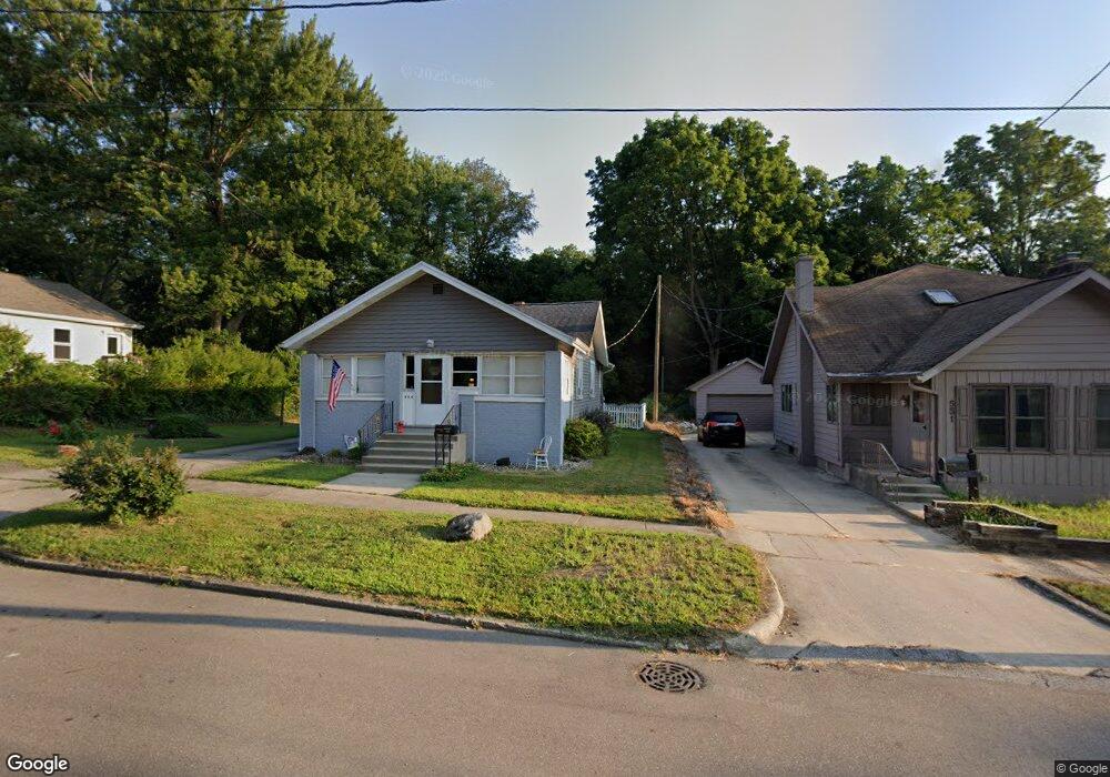 555 1st Ct, Niles, MI 49120 - photo 1