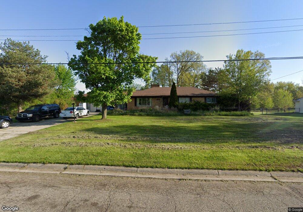 1174 Roman Dr, Flint, MI 48507 - photo 1