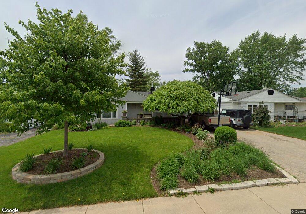 74 Sparrow Rd, Carpentersville, IL 60110 - photo 1