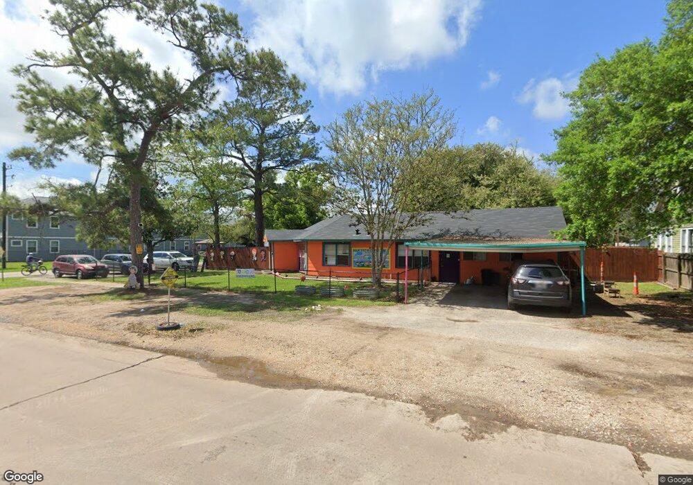 2516 Avenue K, Bay City, TX 77414 - photo 1