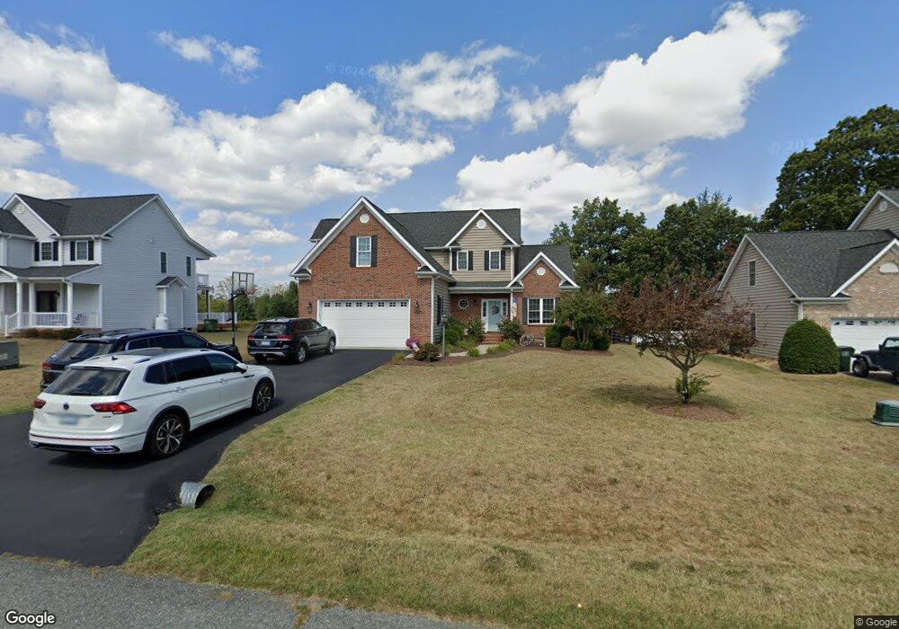 31 Bowmans Run Dr, Stuarts Draft, VA 24477 - photo 1