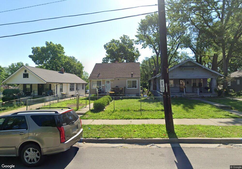 7111 Indiana Ave, Kansas City, MO 64132 - photo 1