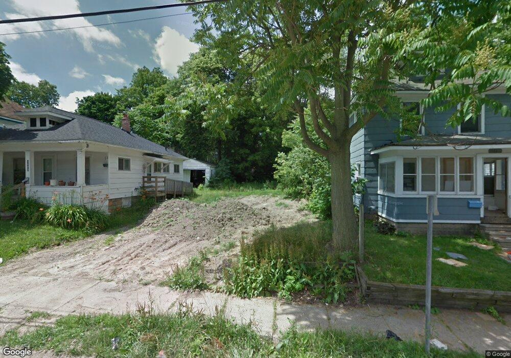 1418 Ada St, Lansing, MI 48910 - photo 1