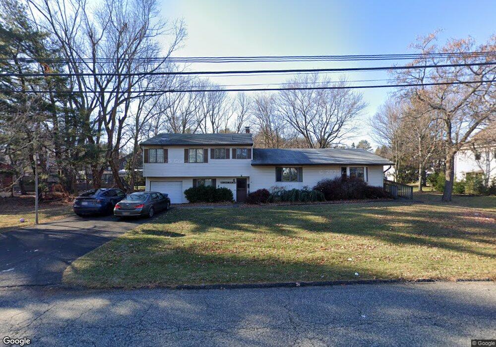 9 Sands Point Rd, Monsey, NY 10952 - photo 1