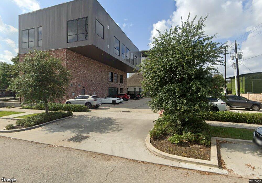 837 Yale St, Houston, TX 77007 - photo 1